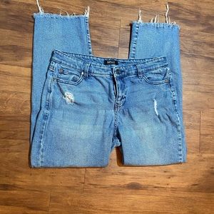 Buffalo jeans SZ 10 inseam 25 1/2. Great condition